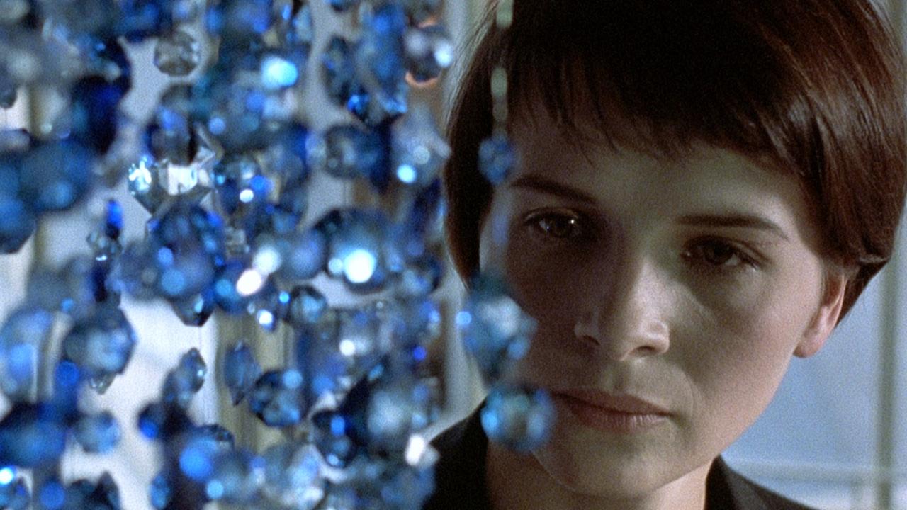 Üç Renk: Mavi, Yön: Krzysztof Kieślowski, 1993