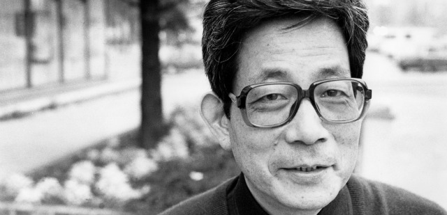 Kenzaburo Oe